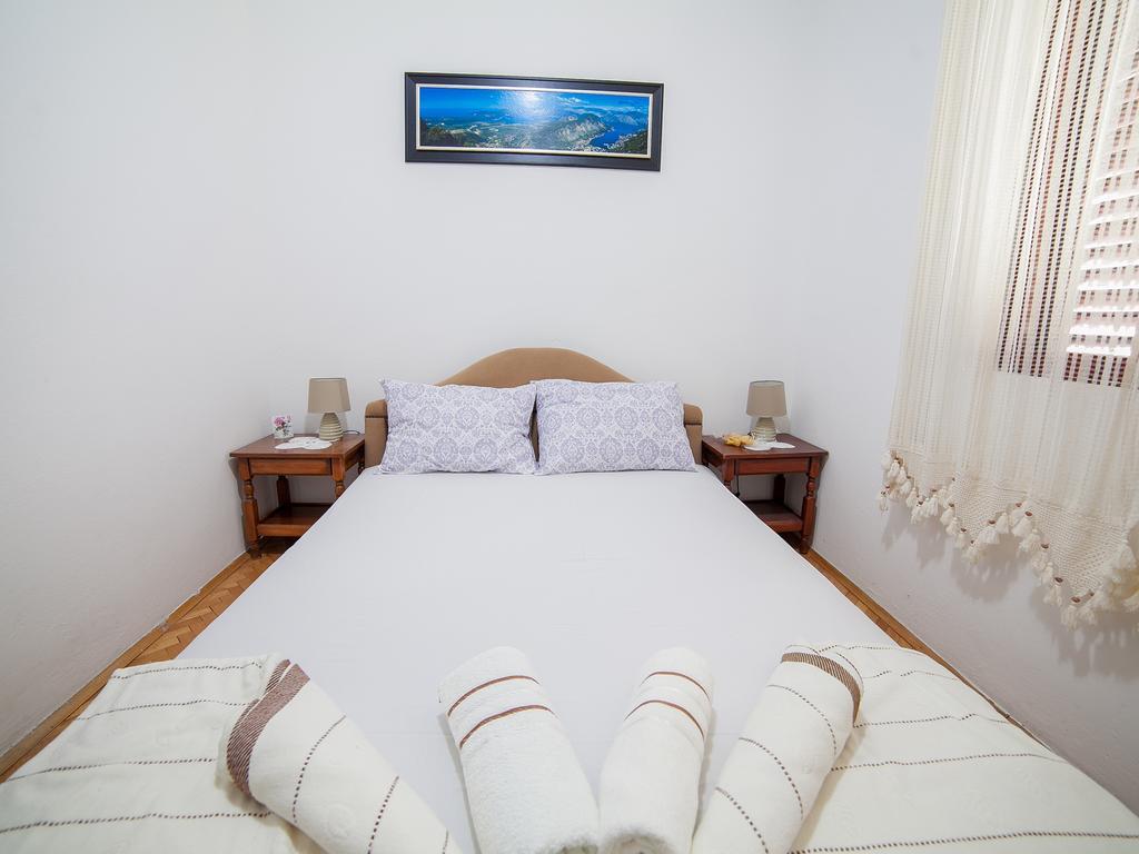 Rooms Garden Petrovac 部屋 写真
