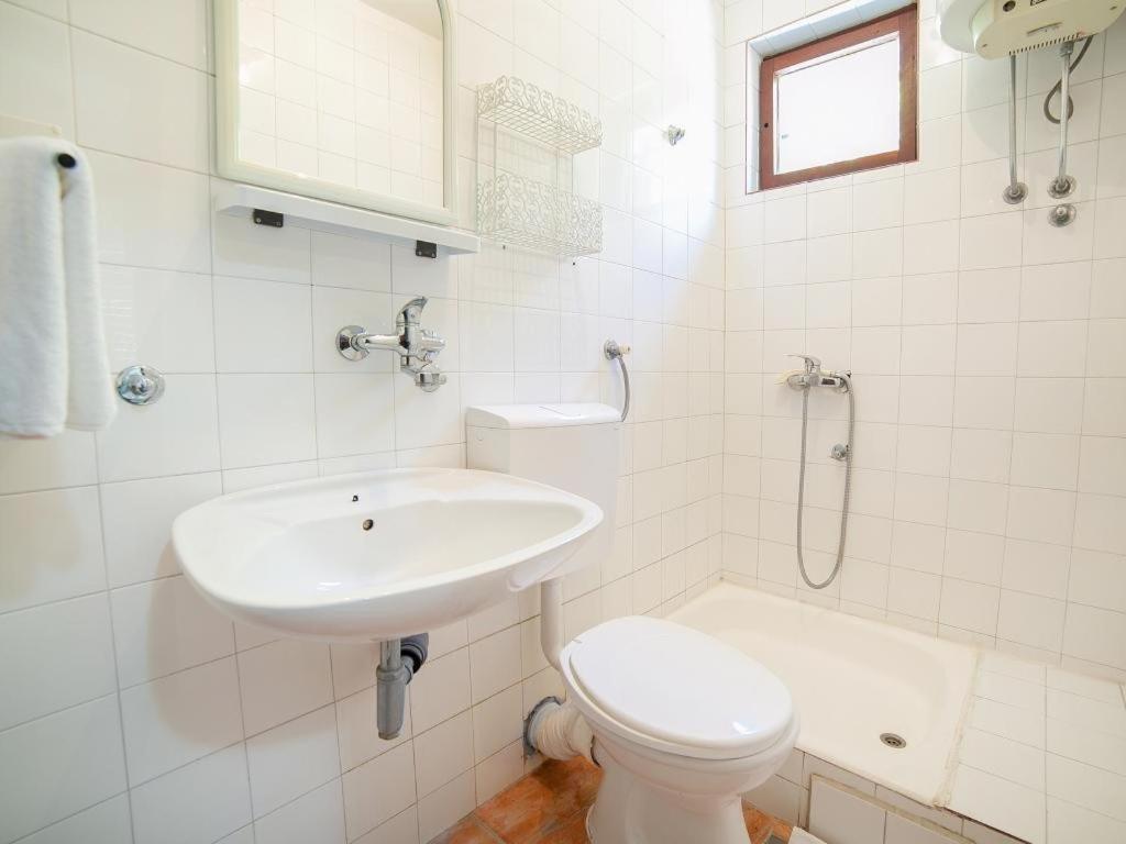 Rooms Garden Petrovac 部屋 写真