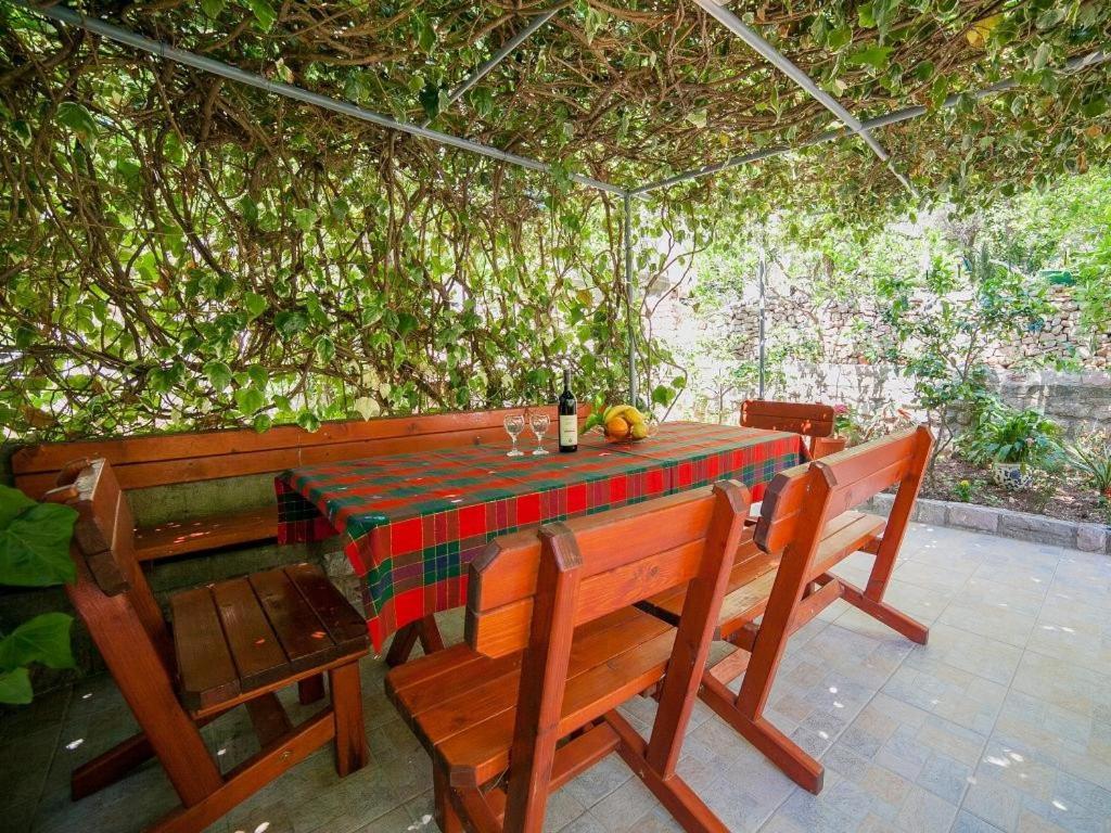 Rooms Garden Petrovac 部屋 写真